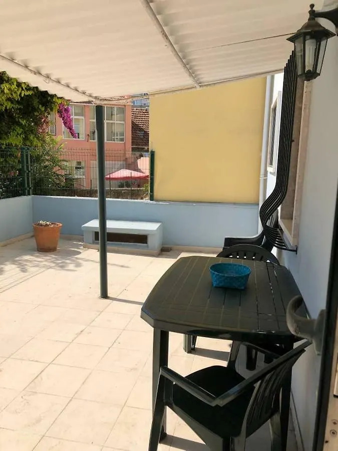 Grandmommy'S House - Traditional And Comfy Lisboan Apartment Portugal